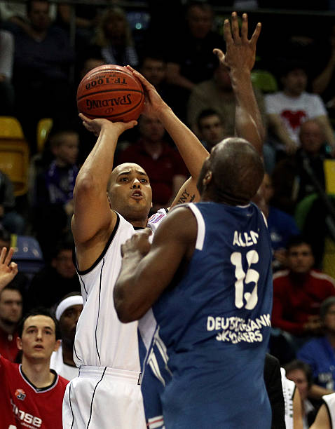 曾凡博此前 曾凡博此前