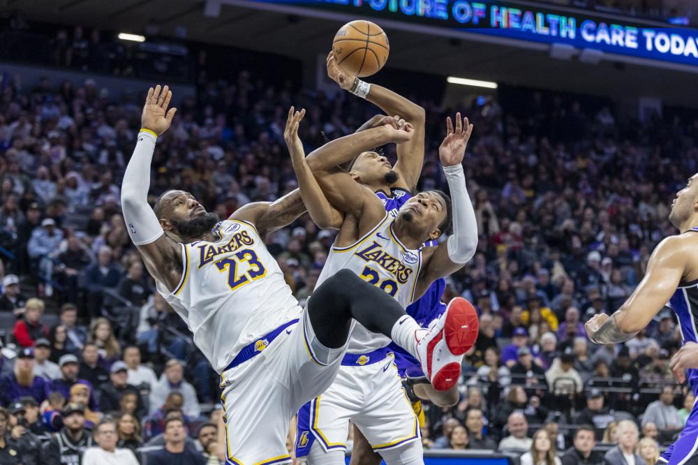 围绕她的 围绕她的