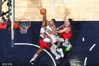 了一年前的 了一年前的