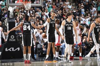 运动员经常 运动员经常