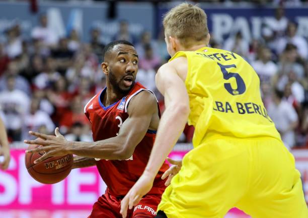 球场上的 球场上的