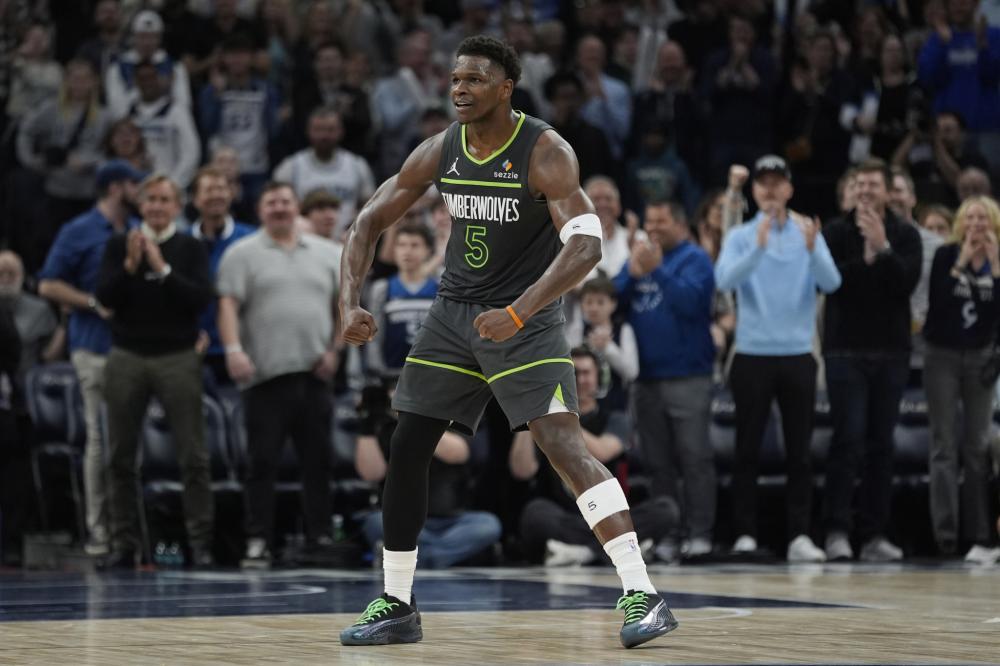 一个现实问 一个现实问